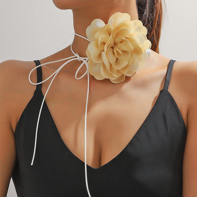 Collier Fleur Satin Coréen