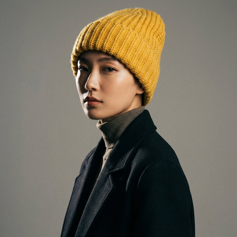 Mannequin adult - Bonnet oversize - Jaune