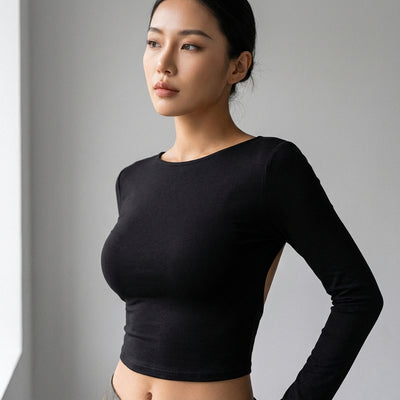 T-shirt dos nu noir femme, manches longues ajustées. Mode Coréenne Koreanxwear. Automne-Hiver. - Taille L
