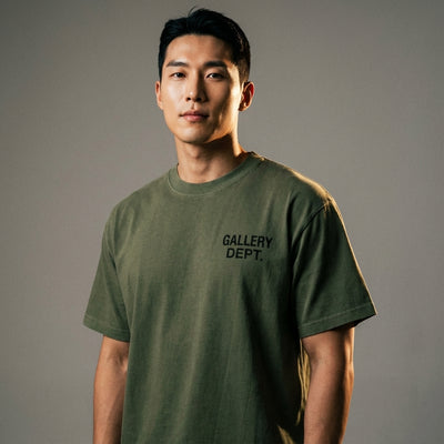T-Shirt Coréen unisexe vert militaire à col rond et manches courtes - Koreanxwear - Taille M