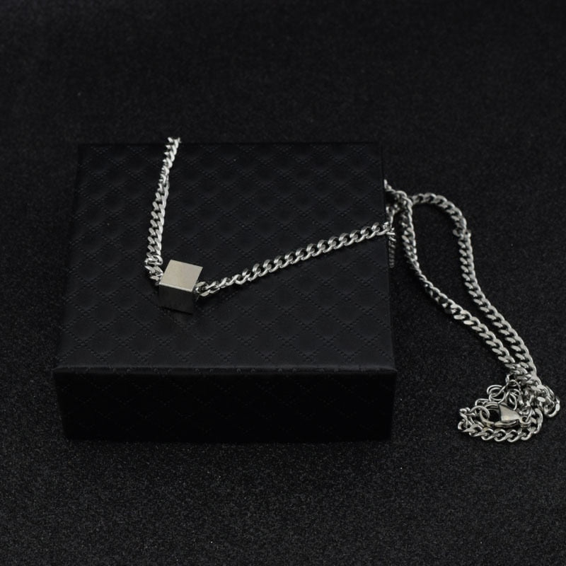 Collier Cube - KoreanxWear