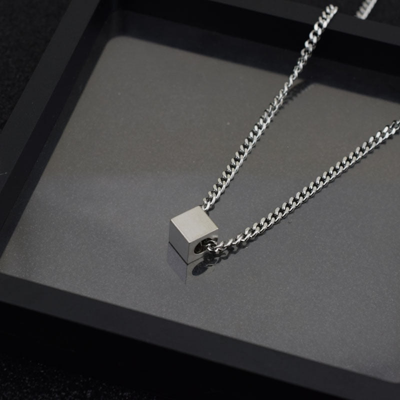 Collier Cube - KoreanxWear