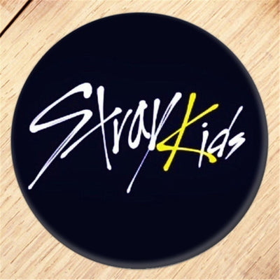 Pin's Stray Kids