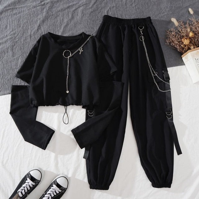 Tenue noire crop top cargo